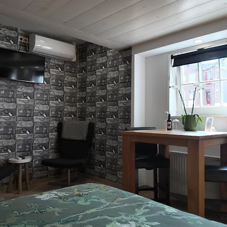 Bed And Breakfast Enkhuizen Room photo